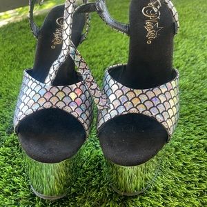 Never been worn